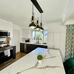 3 Bdr Bungalow In Burlington
