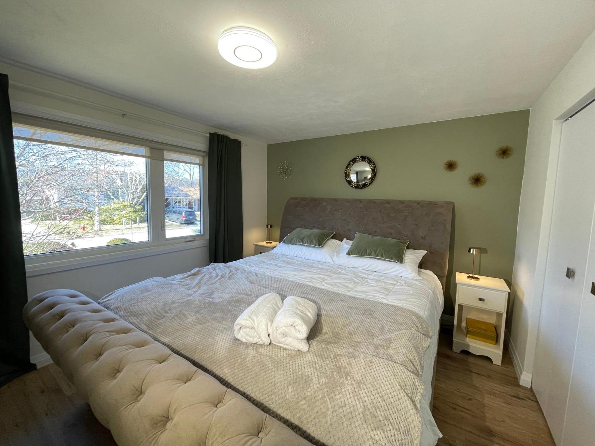 3 Bdr In Apartment