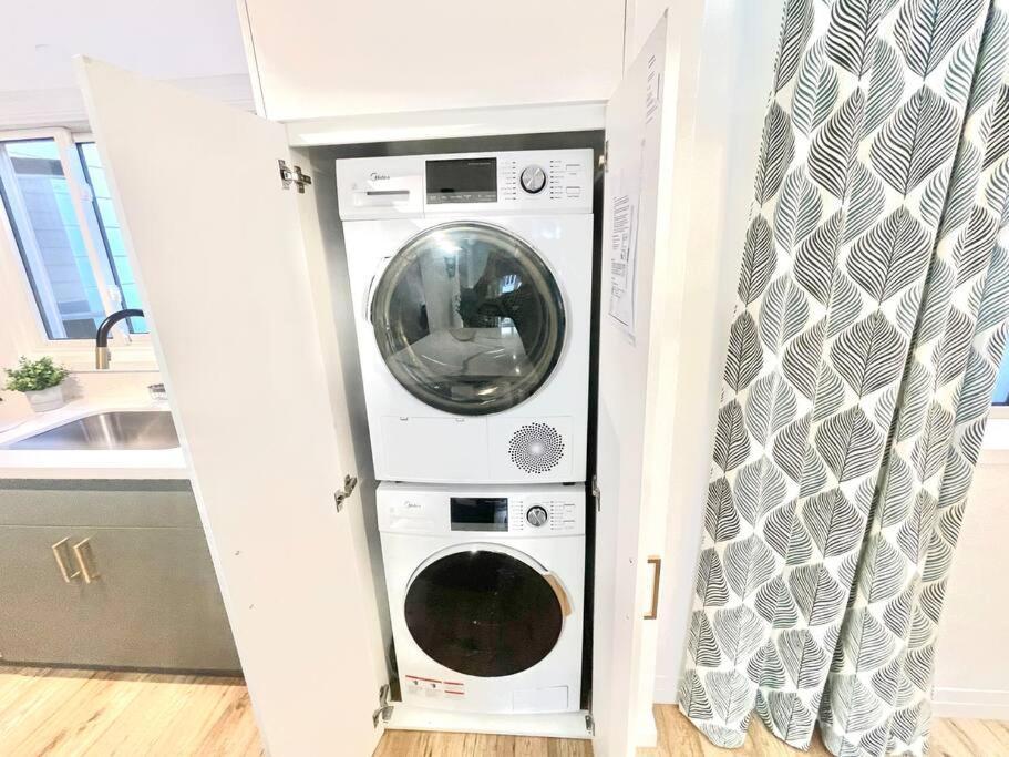 3 Bdr In * Burlington
