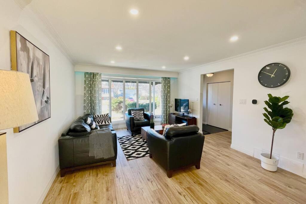 3 Bdr In * Burlington